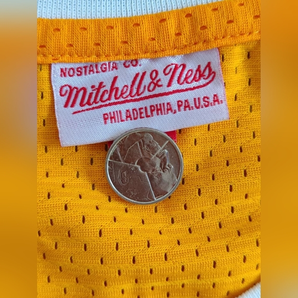 Kobe Bryant lakers t shirt SizeS For NBA Lovers And Kobe Bryant's fan - Picture 5 of 7